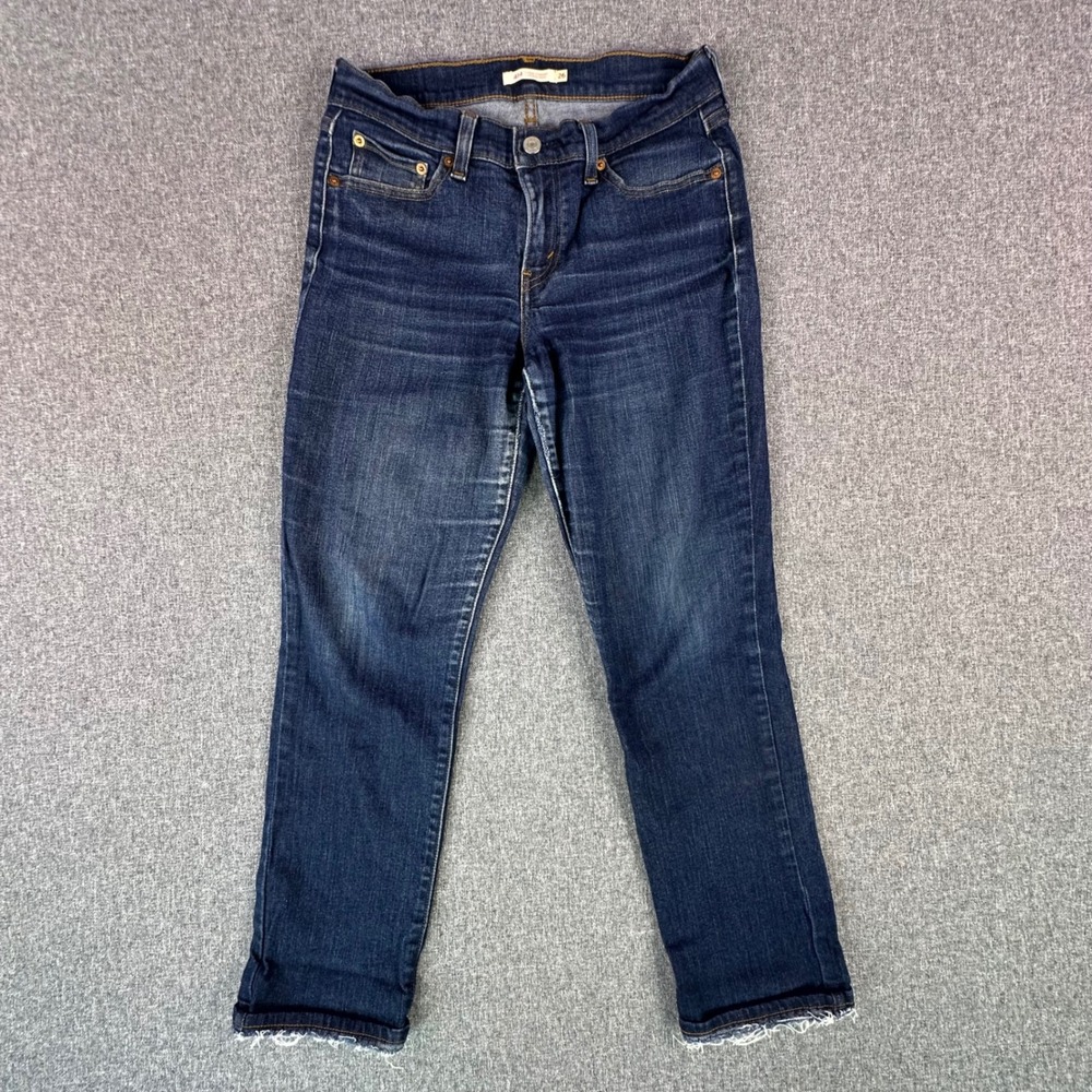 Levi's Jeans Womens 26 414 Classic Straight Blue Frayed Hem Fair